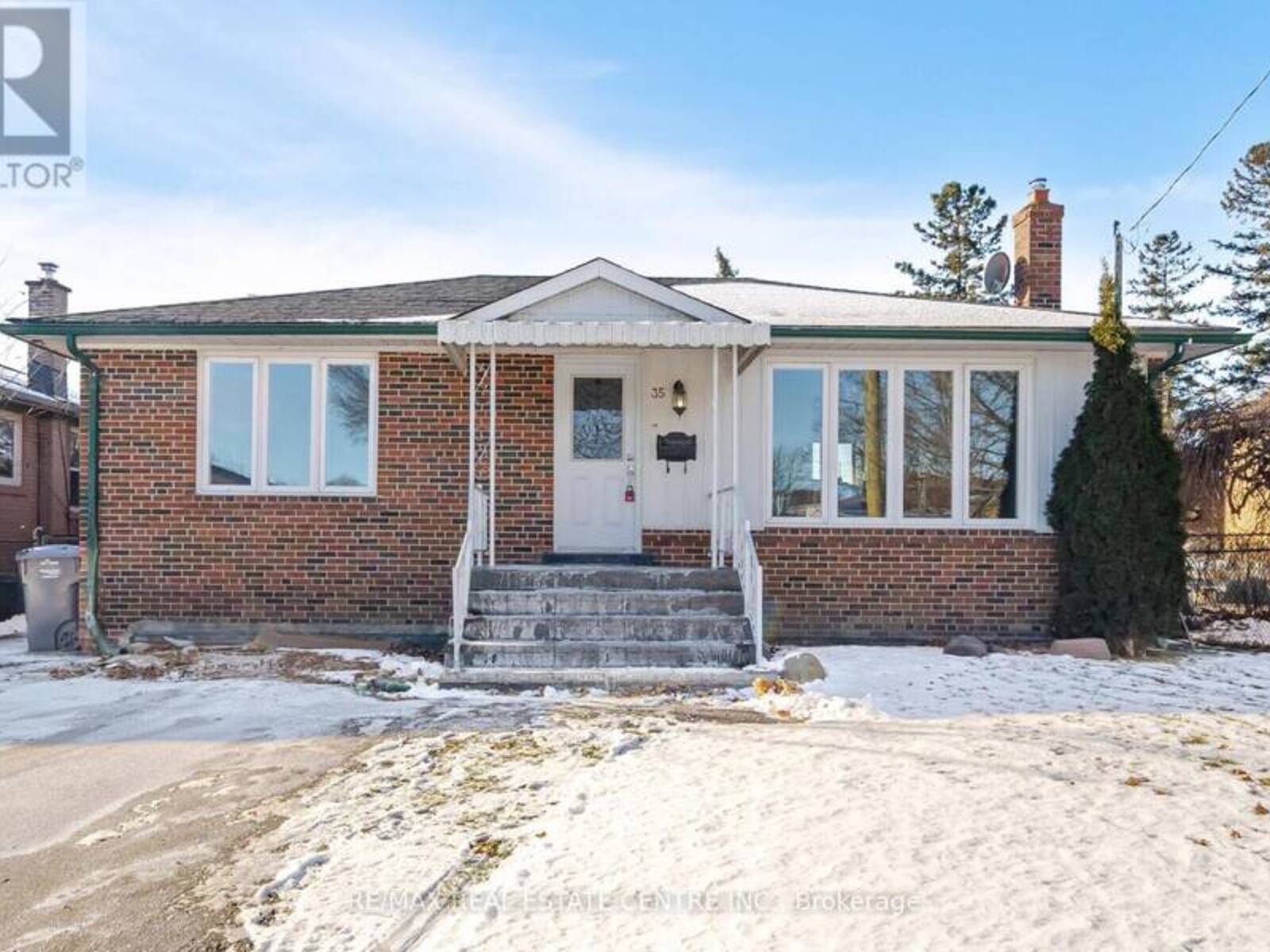 35 EDGEMONT DRIVE, Brampton, Ontario L6V 1K9