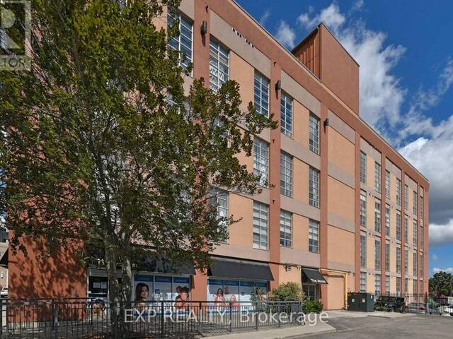 204 - 11 REBECCA STREET Hamilton Ontario, L8R 3H7