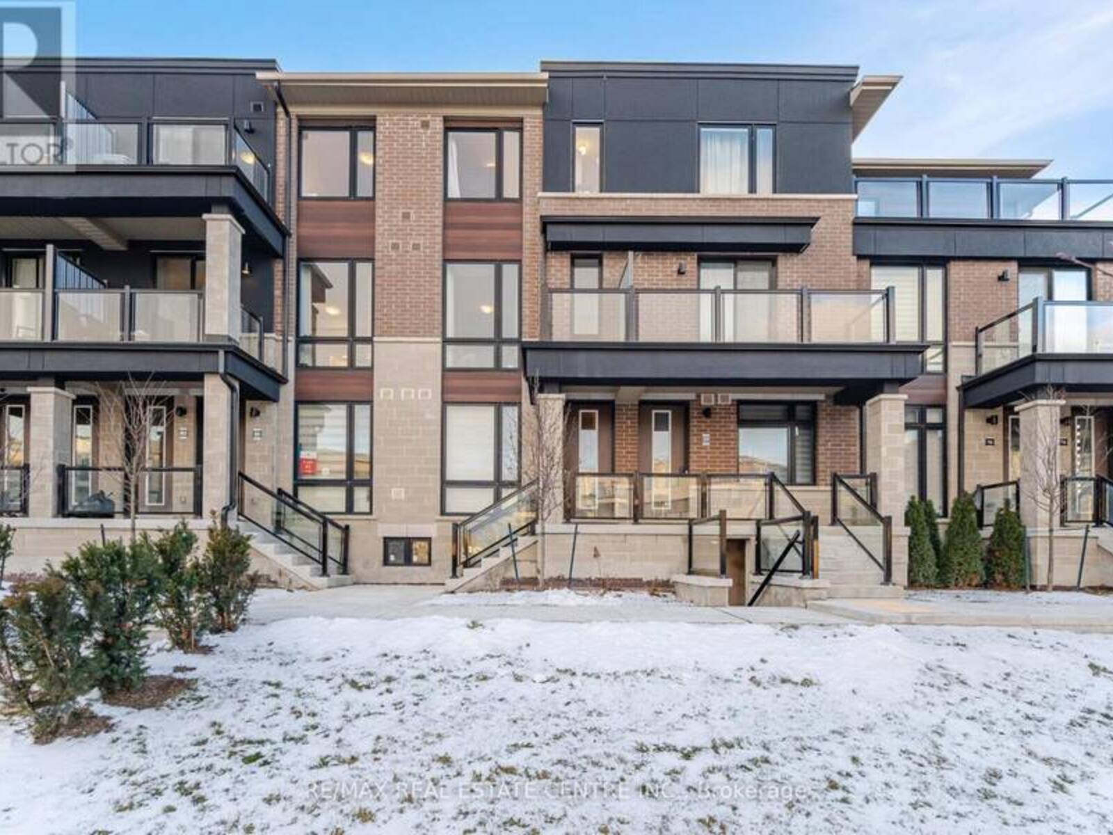 79 - 25 KNOTSBERRY CIRCLE, Brampton, Ontario L6Y 6G1