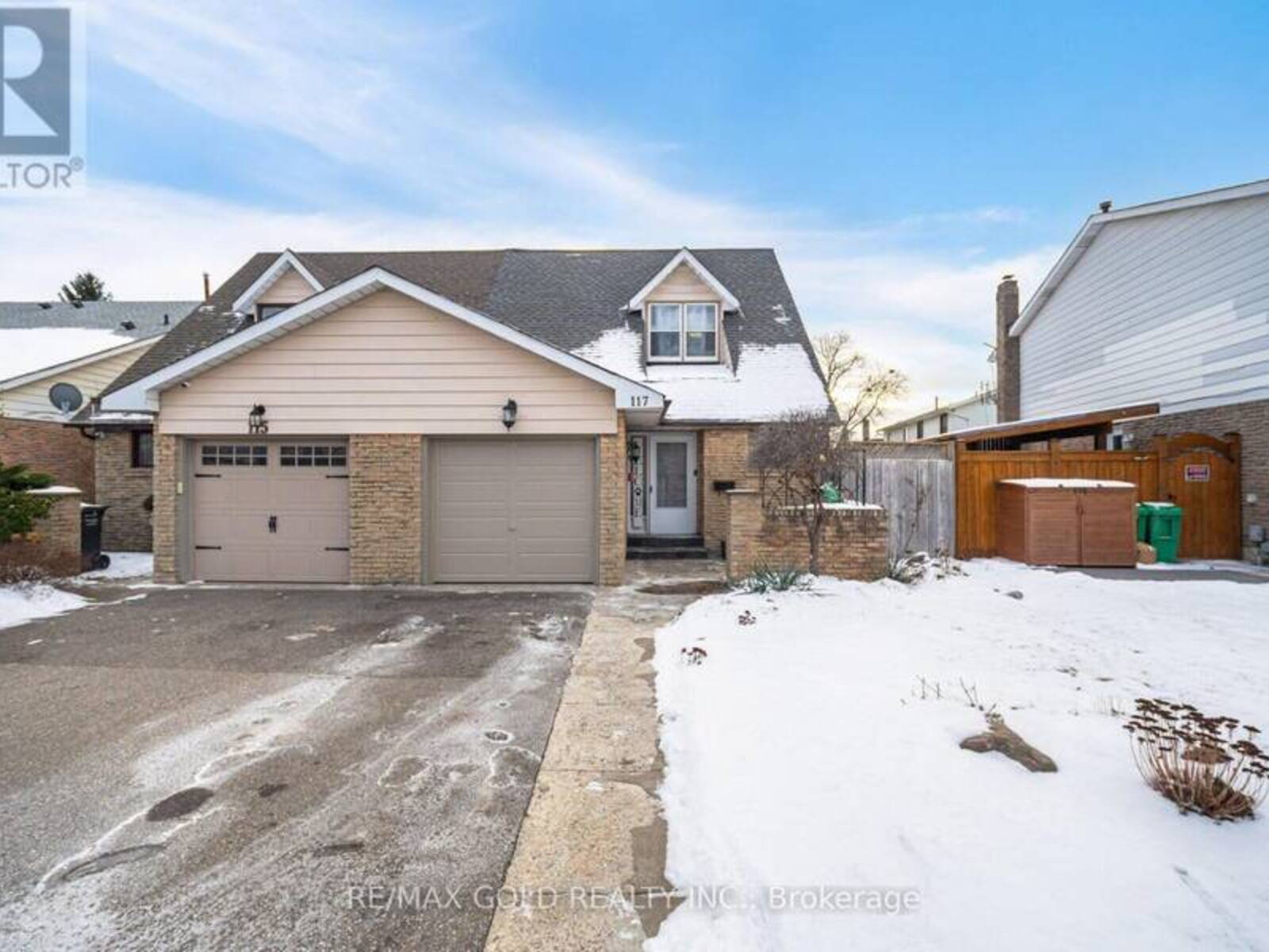 117 BEECH STREET, Brampton, Ontario L6V 2Z2