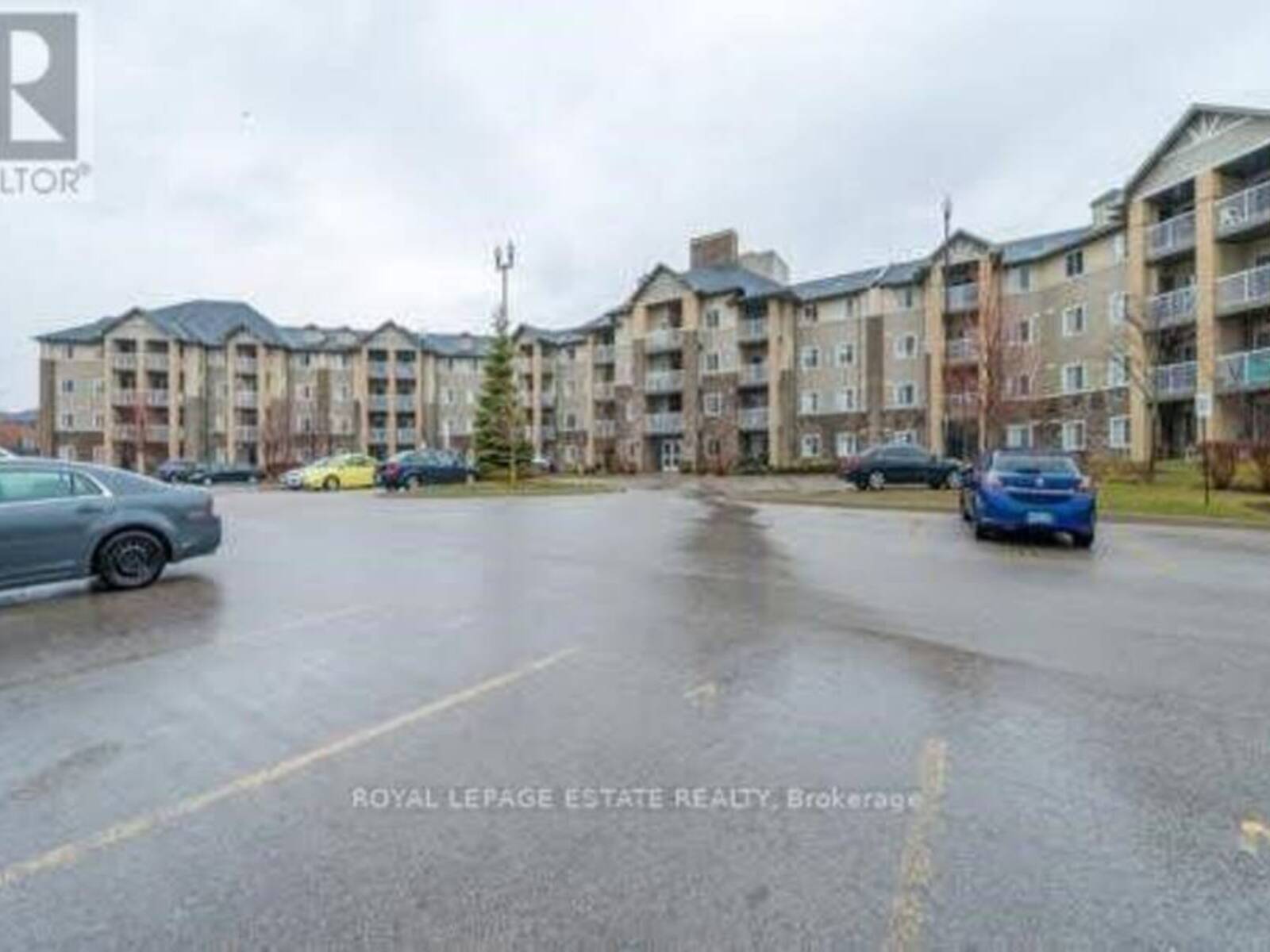 325 - 684 WARDEN AVENUE, Toronto, Ontario M1L 4W4