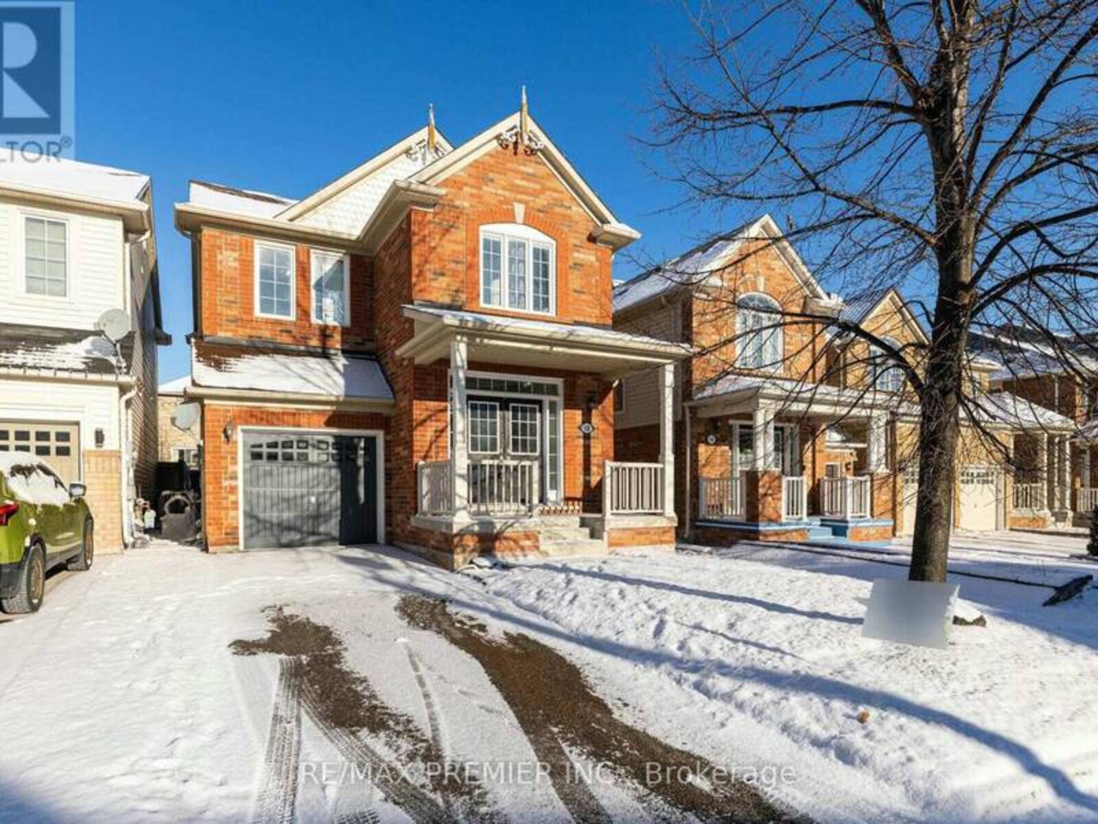 18 HARRY SANDERS AVENUE, Whitchurch-Stouffville, Ontario L4A 0J8