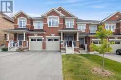 87 WESMINA AVENUE | Whitchurch-Stouffville Ontario | Slide Image Two