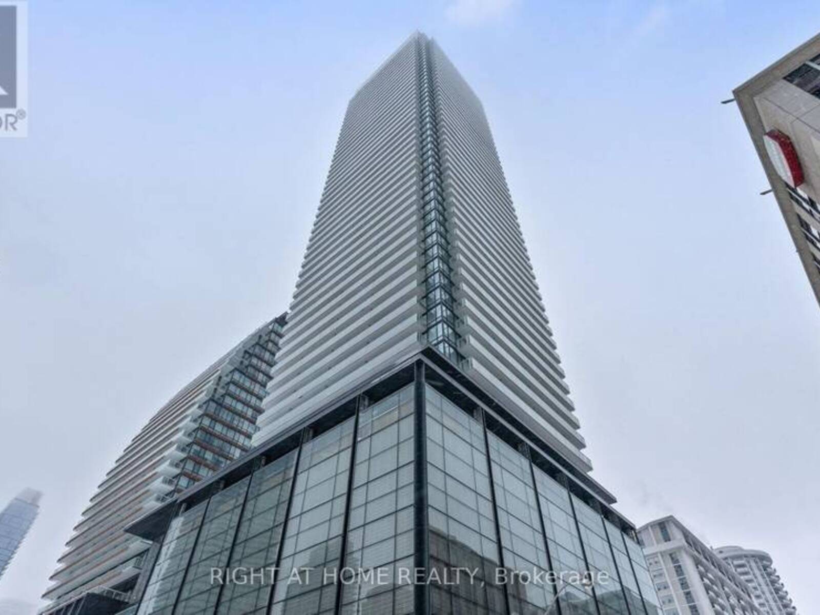 2704 - 501 YONGE STREET, Toronto, Ontario M4Y 0G8