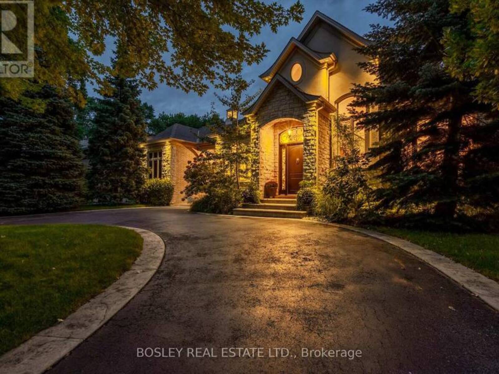 115 ROSEMARY LANE, Ancaster, Ontario L9G 2K4