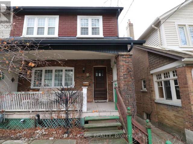 75 MANOR ROAD E Toronto Ontario, M4S 1R1