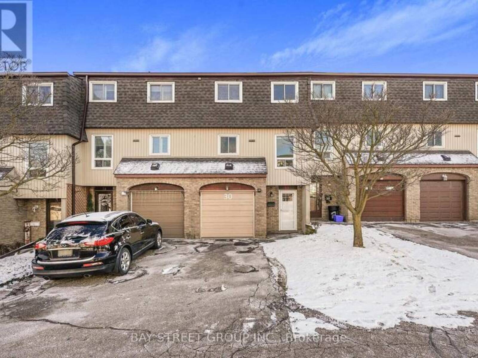 30 - 80 OLD COUNTRY DRIVE, Kitchener, Ontario N2E 2E5