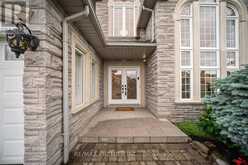 28 BABAK BOULEVARD | Vaughan Ontario | Slide Image Three