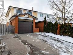 31 HARMSWORTH AVENUE Brampton Ontario, L6X 2N2