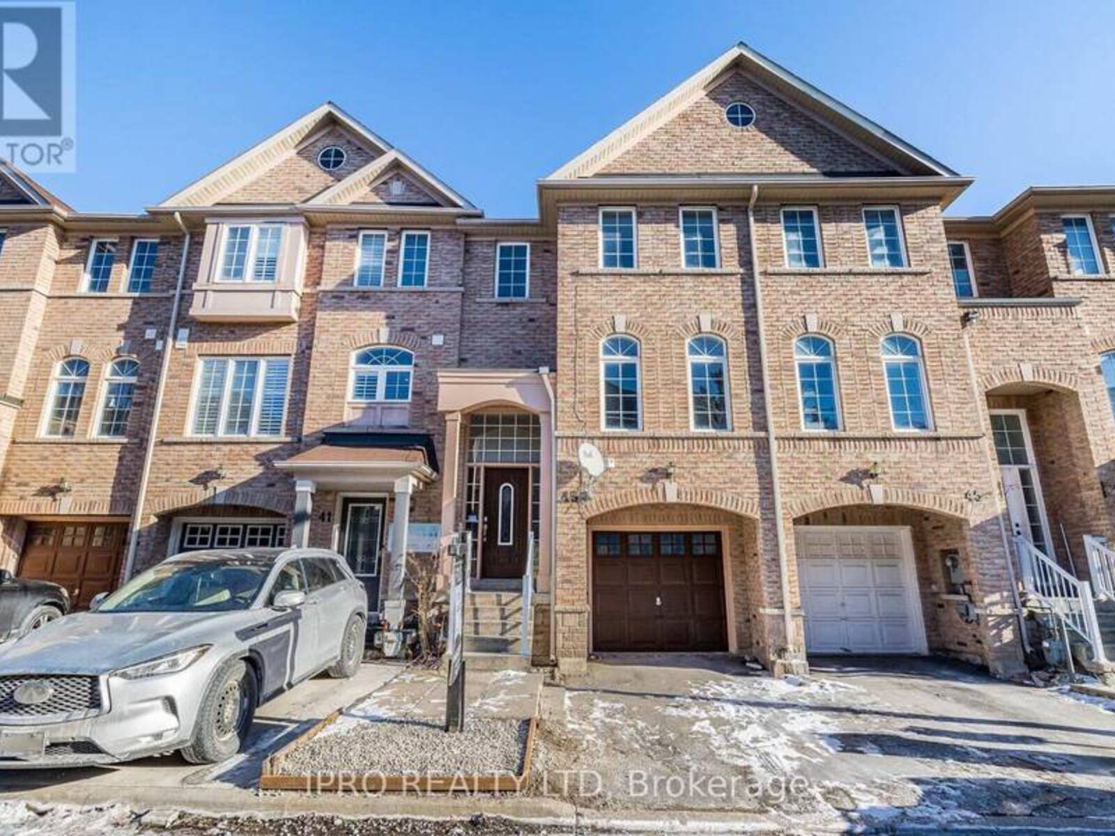 43 AXELROD AVENUE, Brampton, Ontario L6Y 5S9