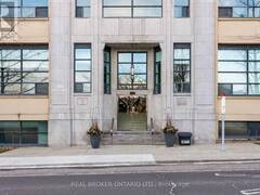 112 - 1001 ROSELAWN AVENUE Toronto Ontario, M6B 4M4