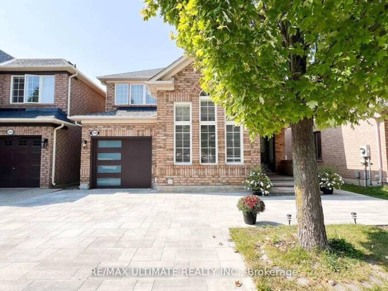 2598 DASHWOOD DRIVE, Oakville, Ontario L6M 4C2