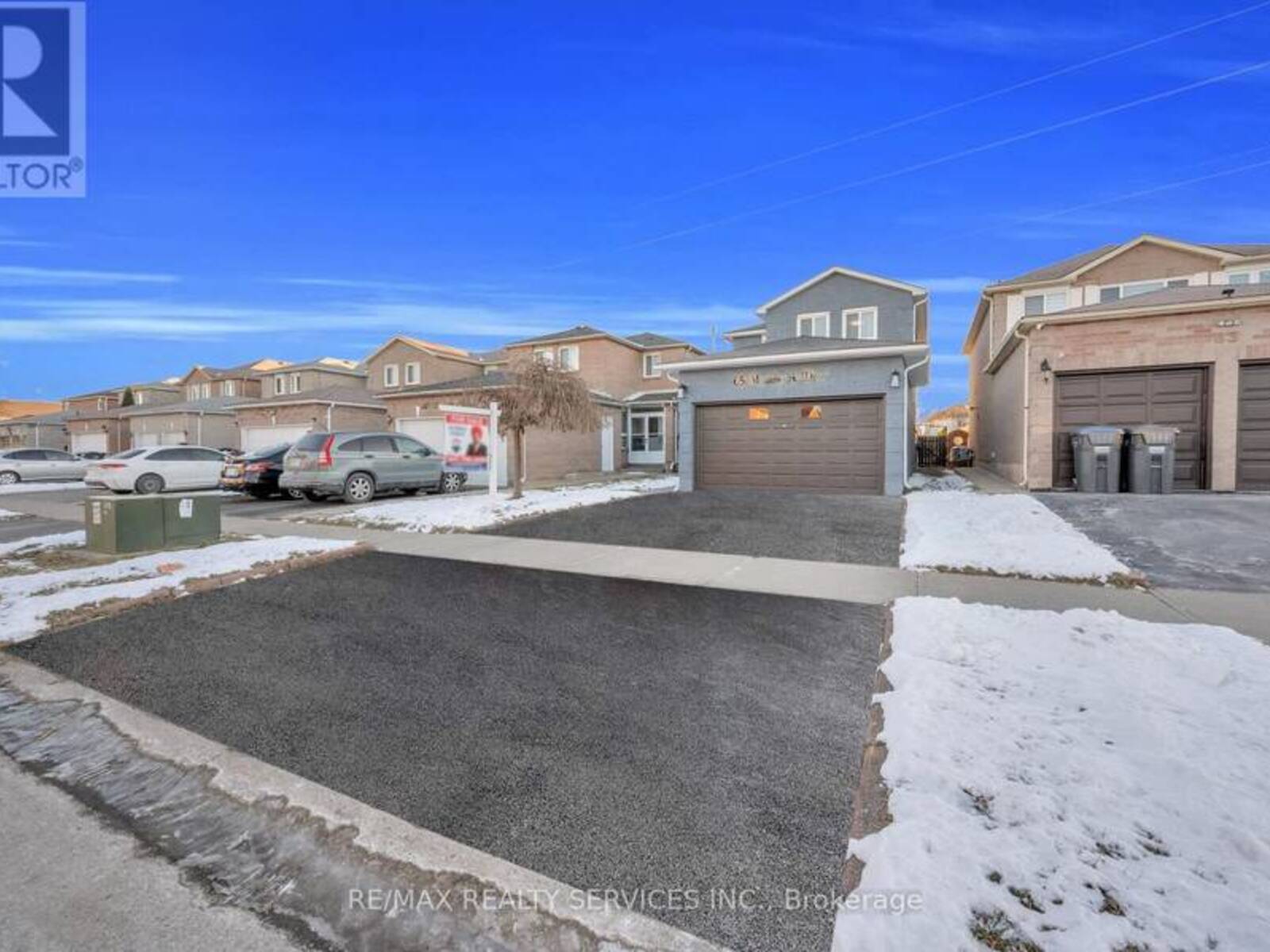 65 MEADOWLARK DRIVE, Brampton, Ontario L6Y 4A3