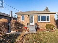 258 VALERMO DRIVE Toronto Ontario, M8W 2K8