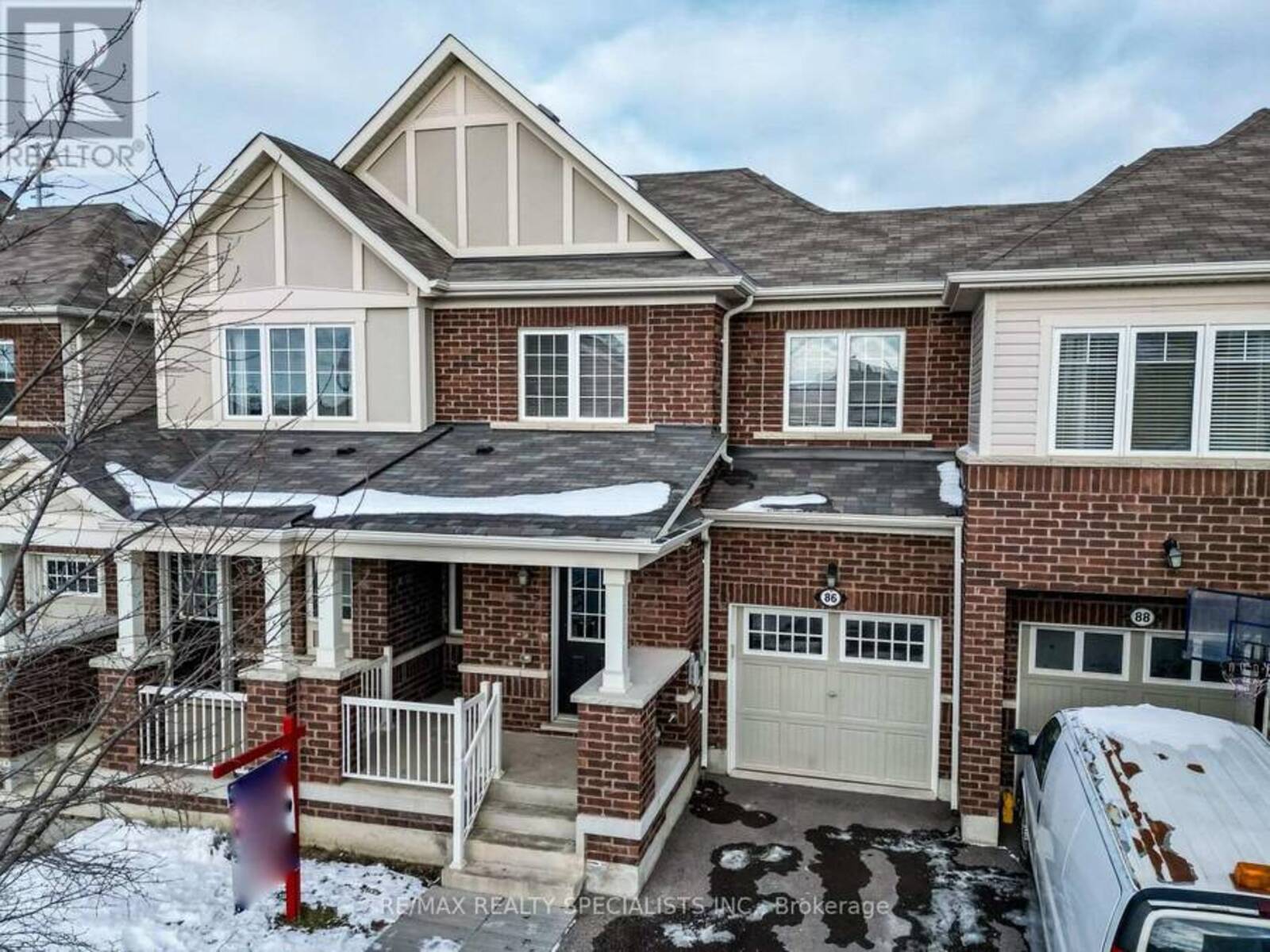 86 DONLAMONT CIRCLE, Brampton, Ontario L7A 4T5