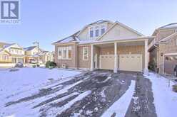 15 STEPHENSBROOK CIRCLE | Whitchurch-Stouffville Ontario | Slide Image Two