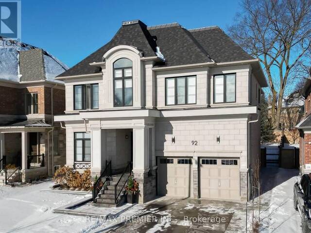 92 KLEES CRESCENT Aurora Ontario, L4G 3W8