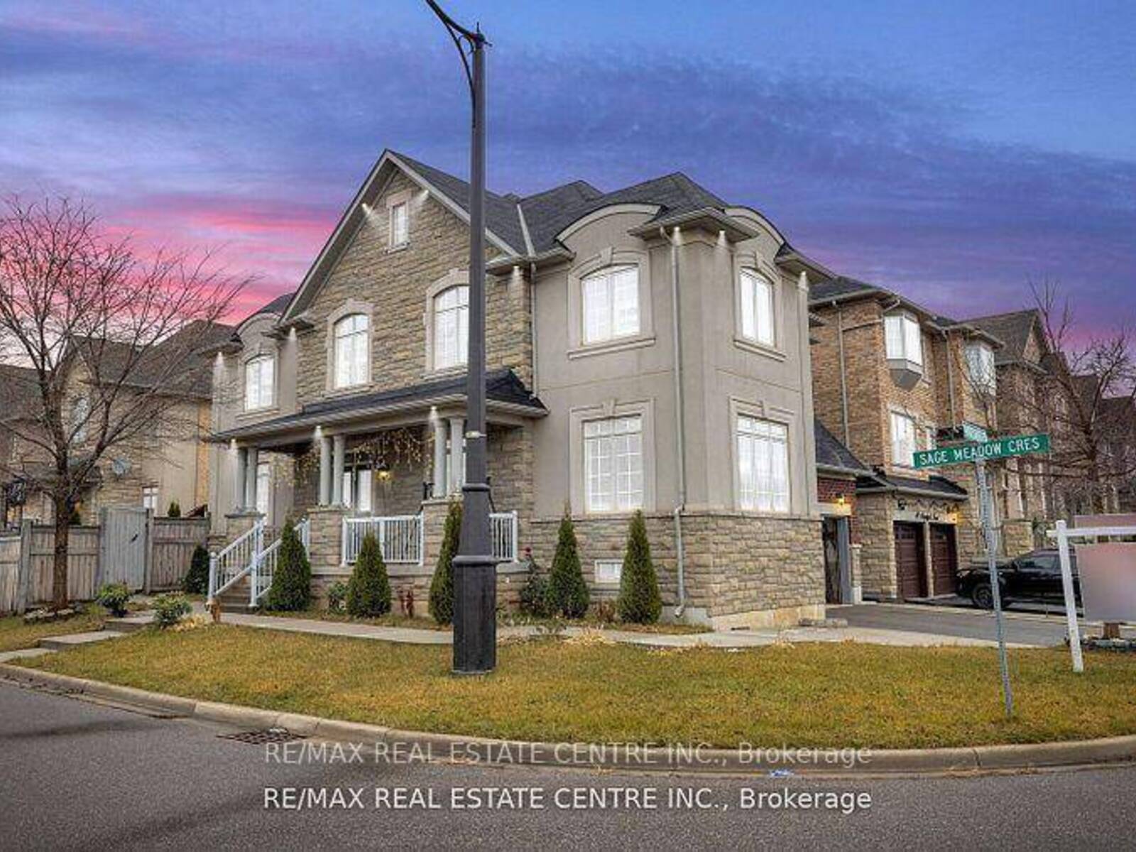 1 SAGE MEADOW CRESCENT, Brampton, Ontario L6Y 0Y1