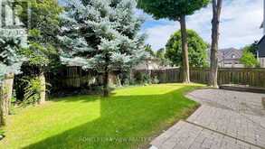 19 WARDEN WOODS COURT | Markham Ontario | Slide Image Fifteen