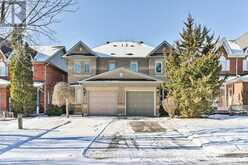 6 FOXTAIL RIDGE | Newmarket Ontario | Slide Image One