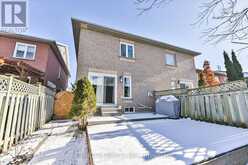 6 FOXTAIL RIDGE | Newmarket Ontario | Slide Image Thirty-eight