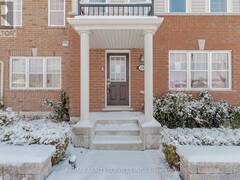 20 HENNEBERRY LANE Brampton Ontario, L7A 0V8