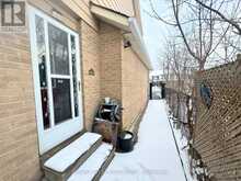 425 HANSEN ROAD N | Brampton Ontario | Slide Image Thirty-three