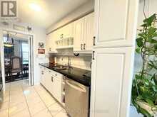 425 HANSEN ROAD N | Brampton Ontario | Slide Image Nine