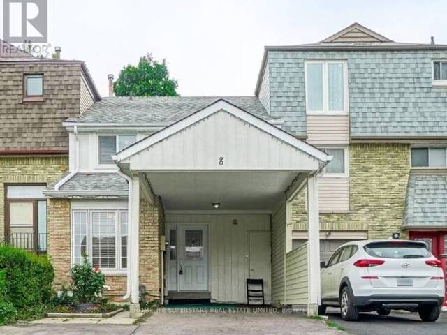 8 MARABOO COURT Brampton Ontario, L6Z 1B4