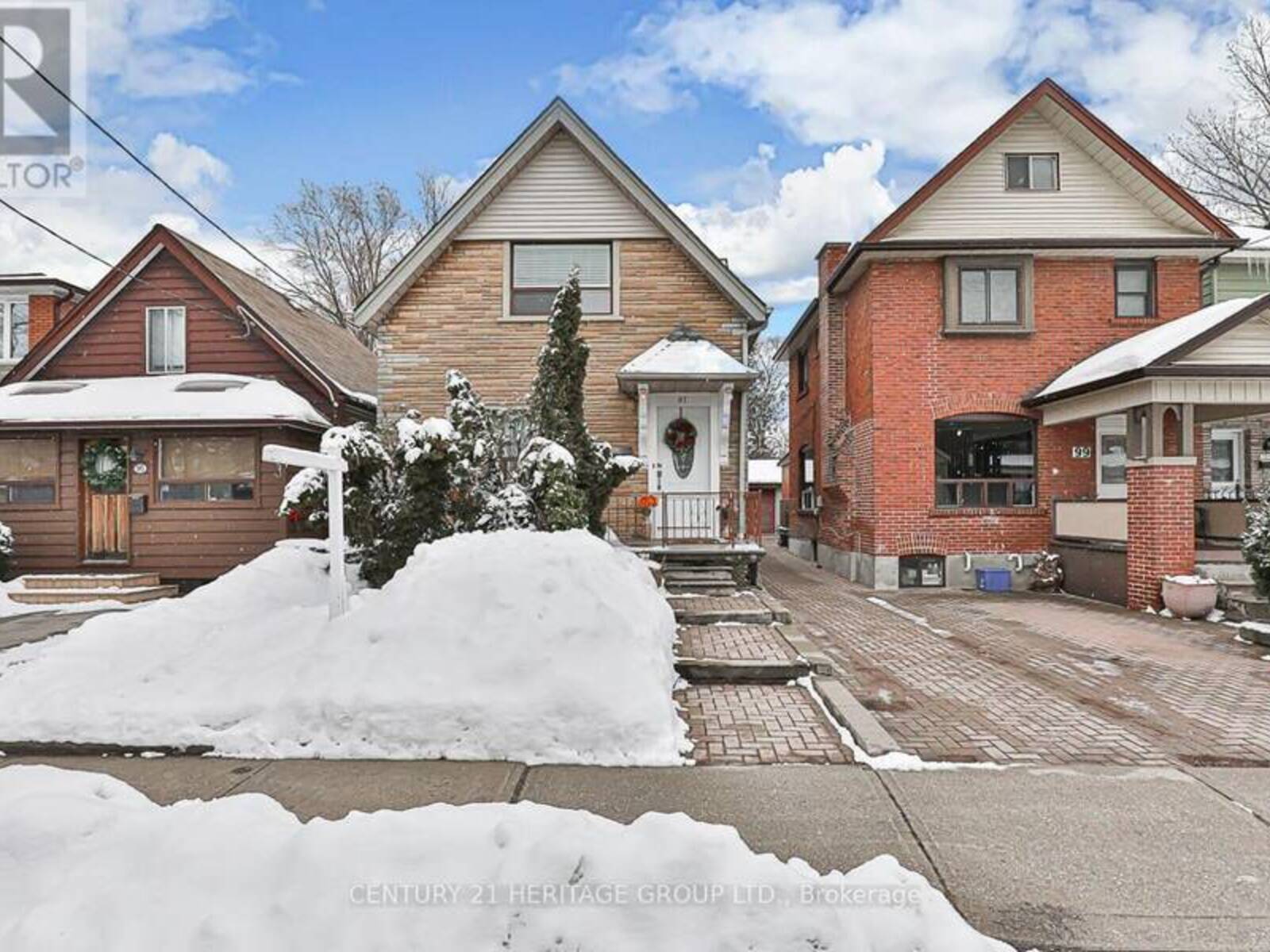 97 EILEEN AVENUE, Toronto, Ontario M6N 1W2