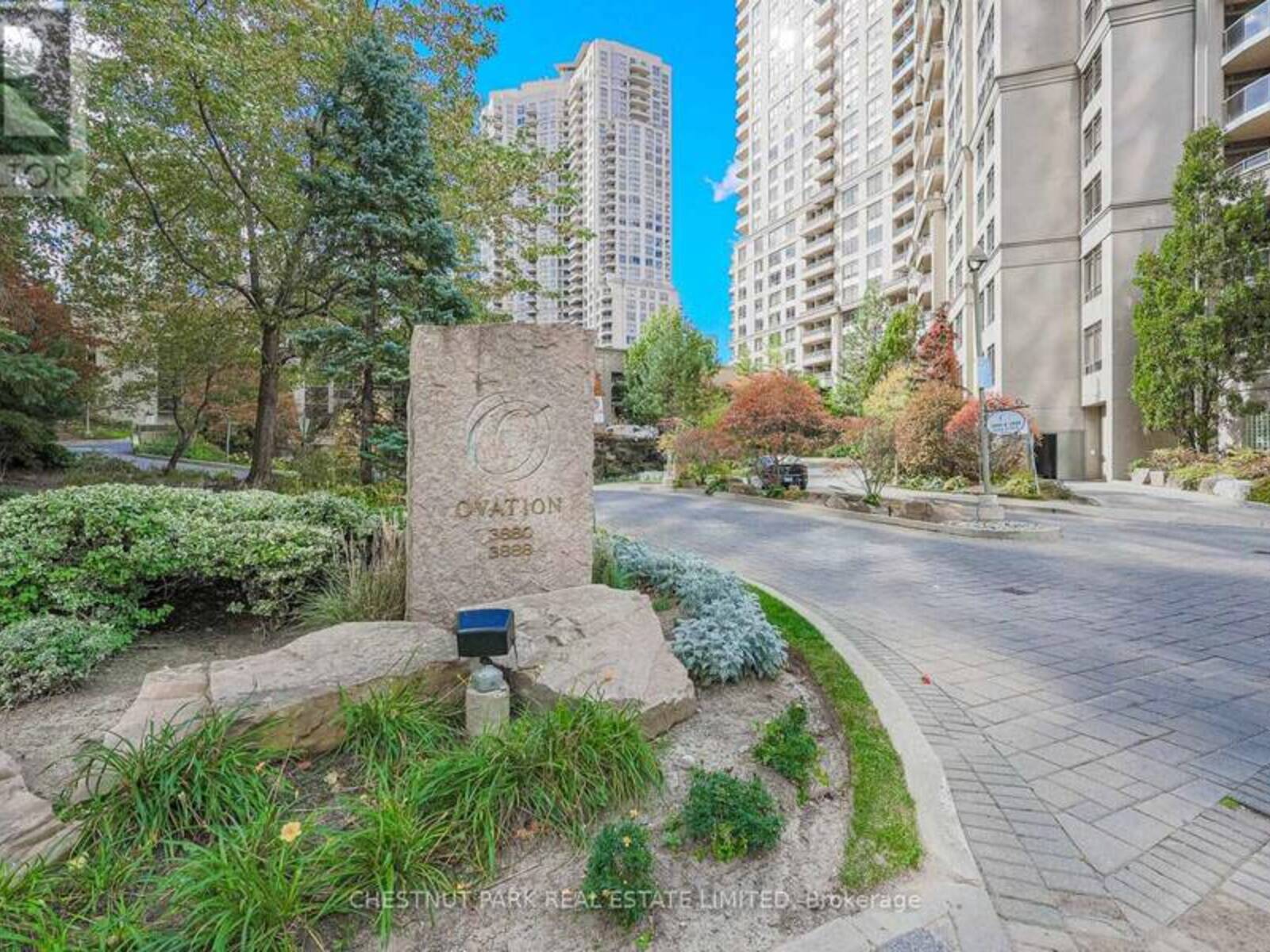 207 - 3880 DUKE OF YORK BOULEVARD, Mississauga, Ontario L5B 4M7