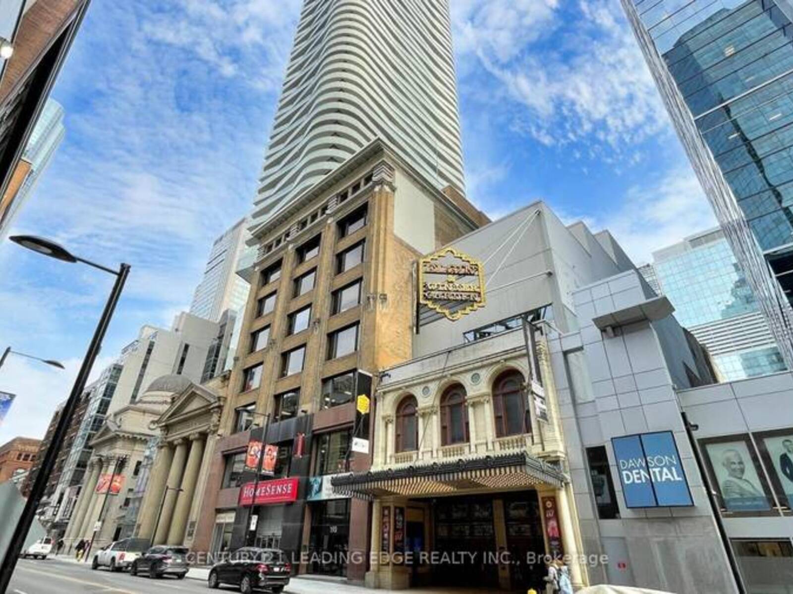 1710 - 197 YONGE STREET, Toronto, Ontario M5B 1M4