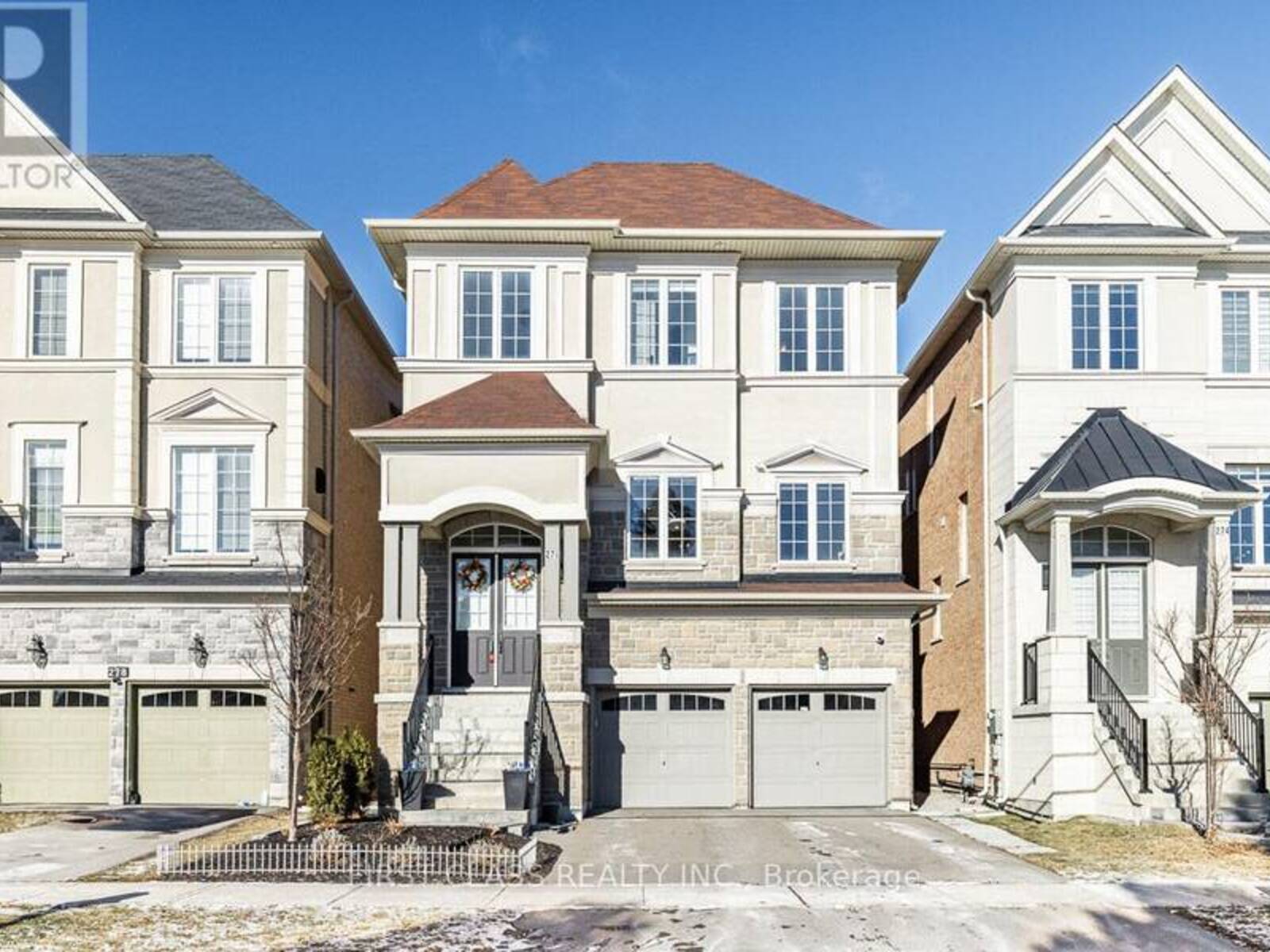 276 OXFORD STREET, Richmond Hill, Ontario L4C 7V6