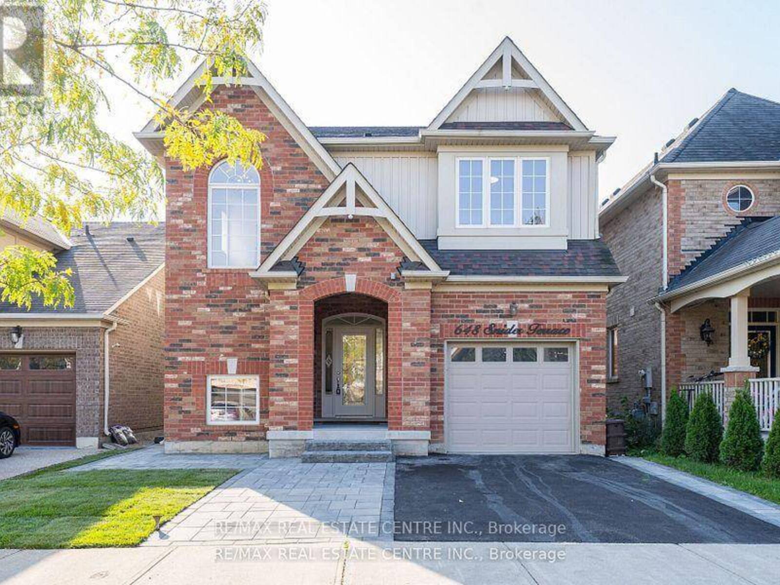 648 SNIDER TERRACE, Milton, Ontario L9T 7R8