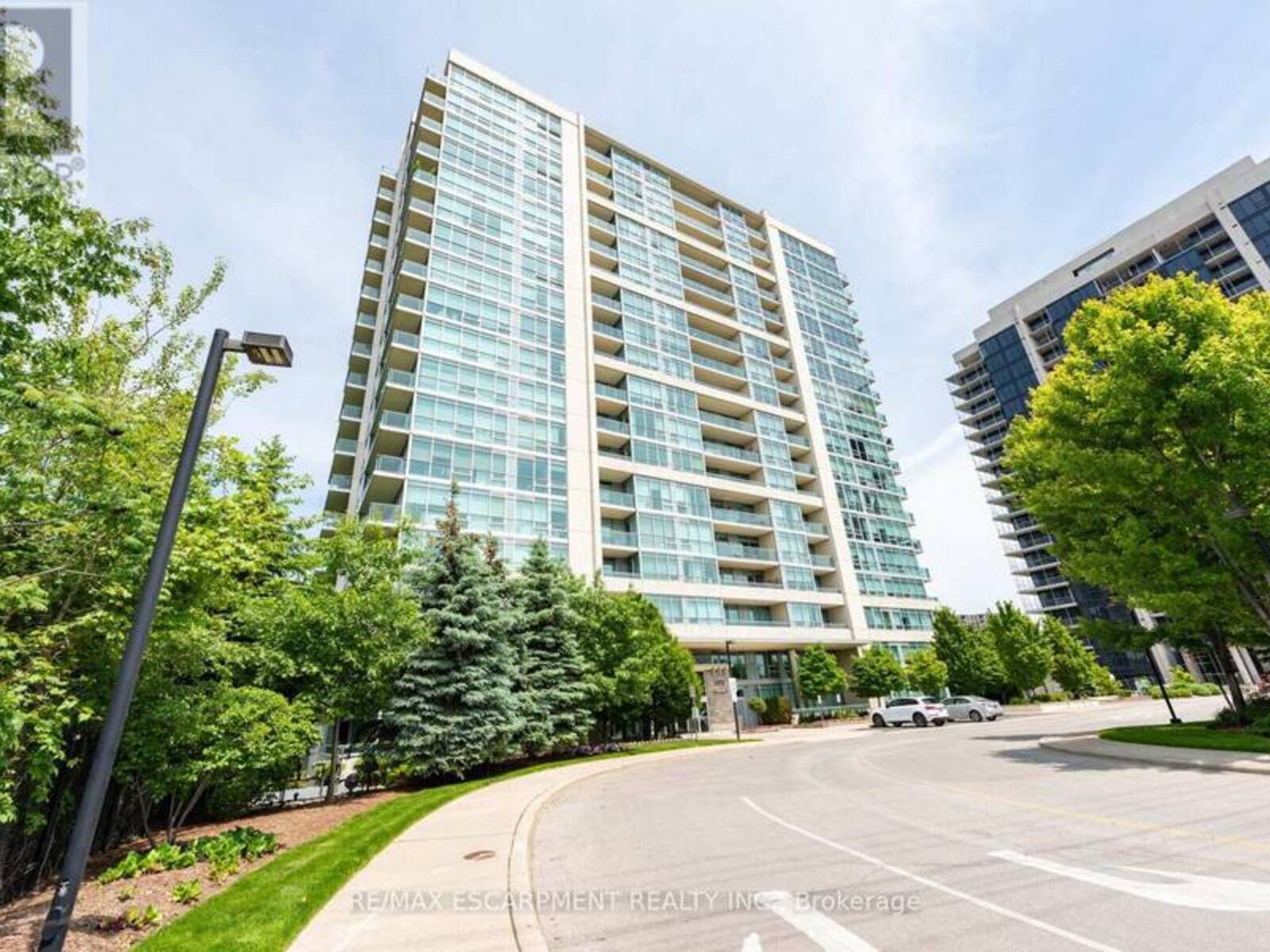 710 - 1055 SOUTHDOWN ROAD, Mississauga, Ontario L5J 0A3