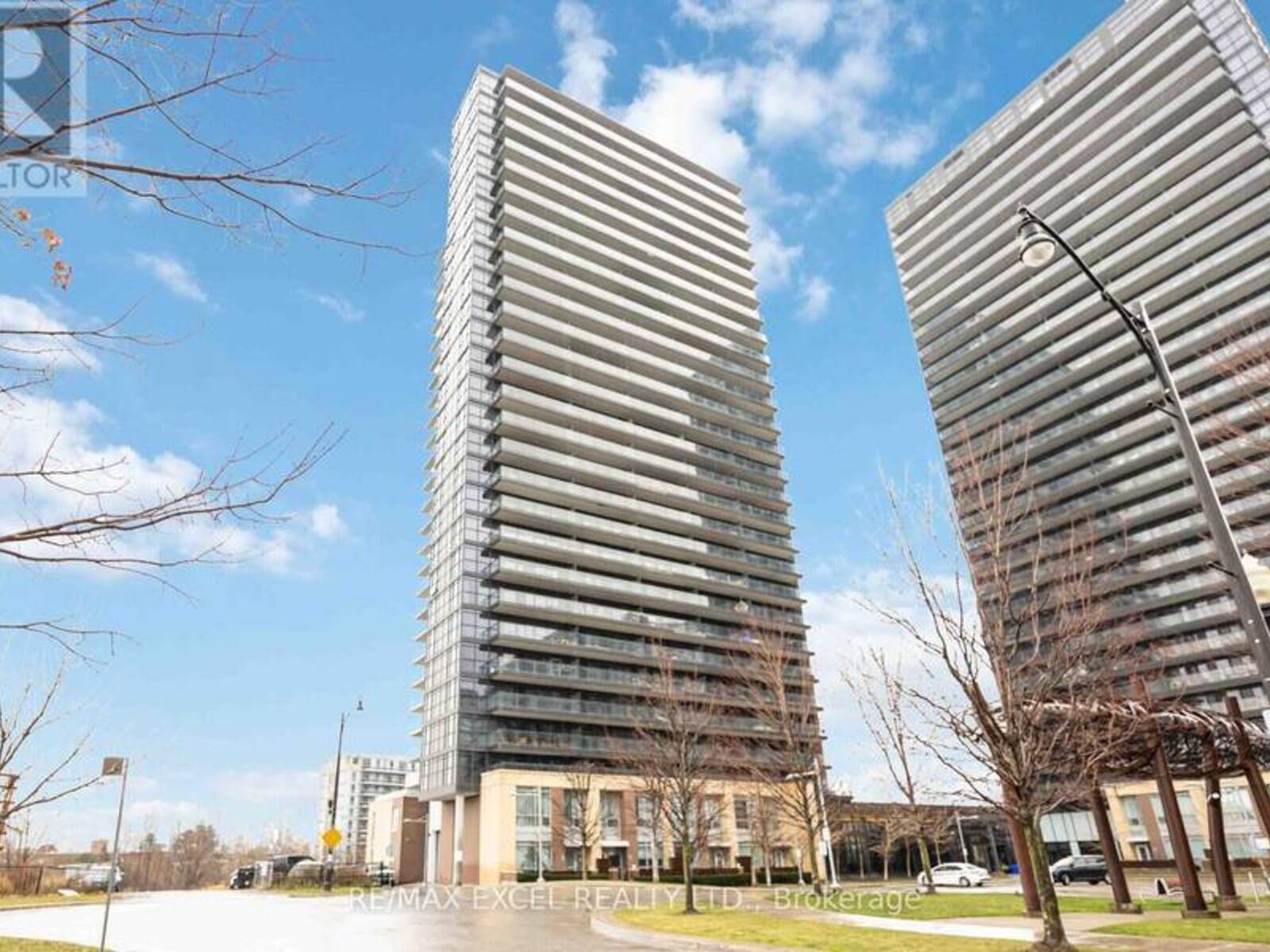 1115 - 33 SINGER COURT, Toronto, Ontario M2K 0B4