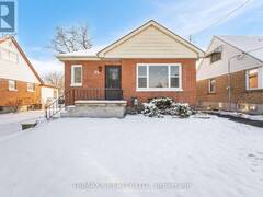 75 PONTIAC AVENUE Oshawa Ontario, L1G 3M1