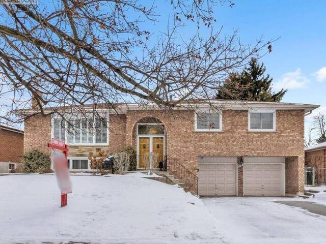 19 MEADOWLAND GATE Brampton Ontario, L6W 3N8