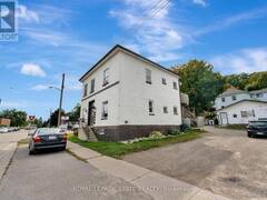 49 DUMFRIES STREET Paris Ontario, N3L 2C9