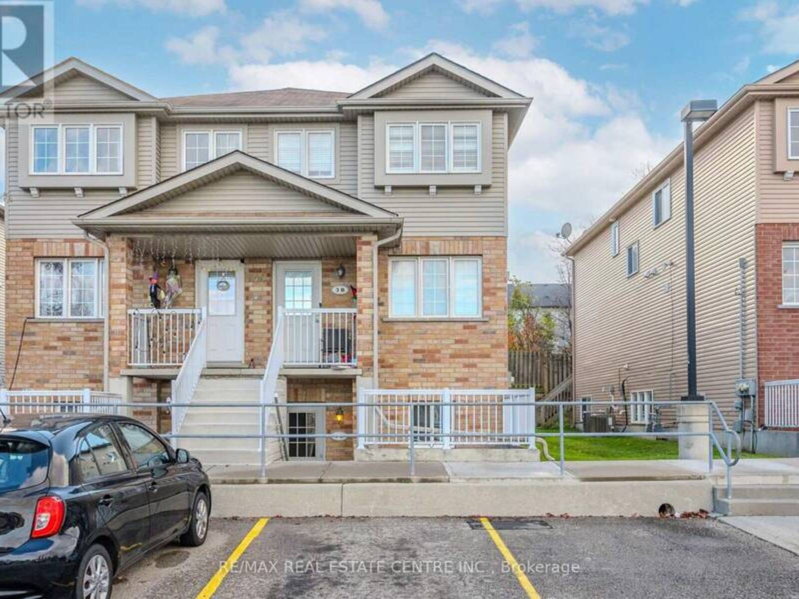 3D - 50 HOWE DRIVE, Kitchener, Ontario N2E 0A3