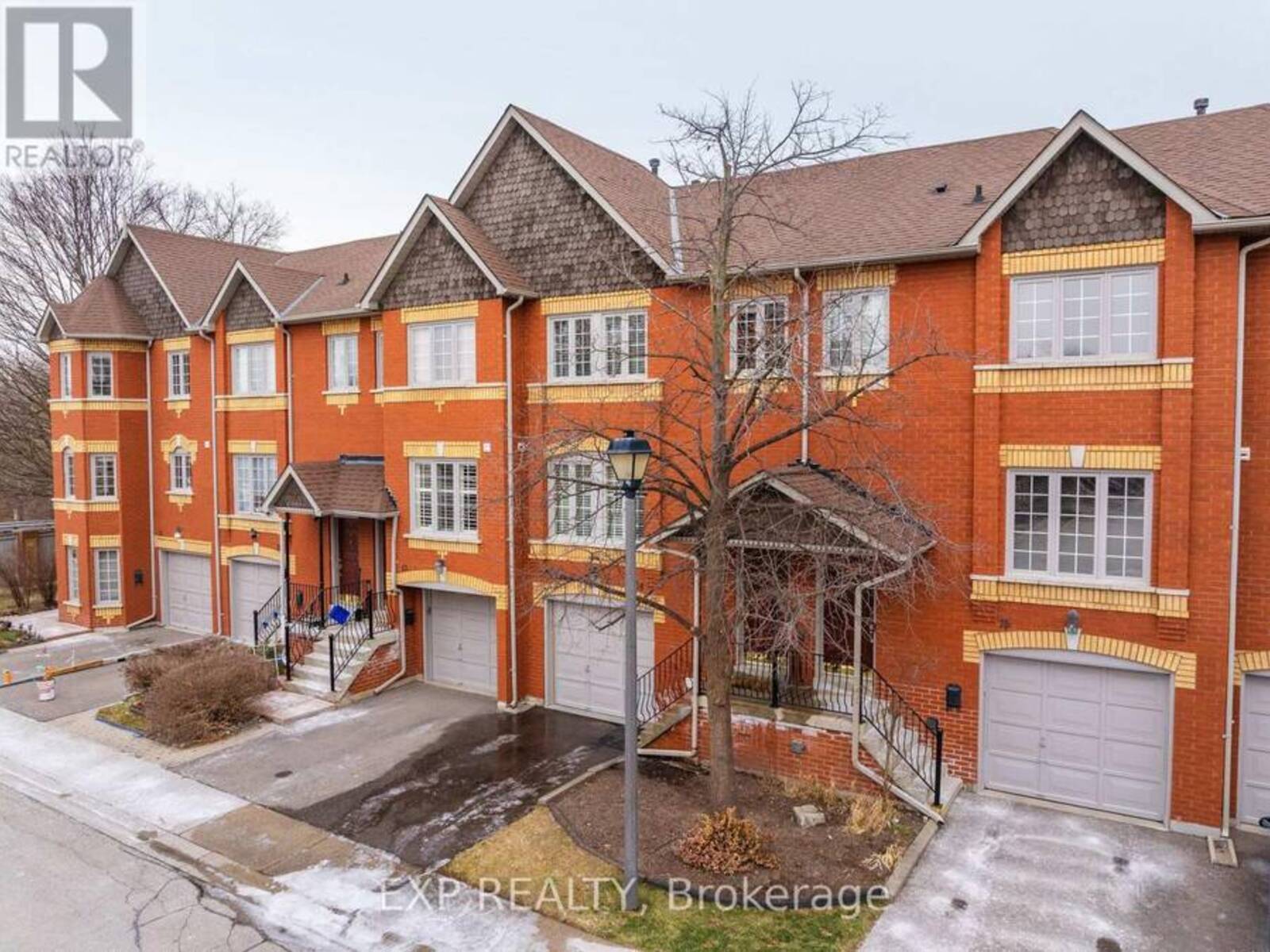 14 - 95 WELDRICK ROAD E, Richmond Hill, Ontario L4C 0H6