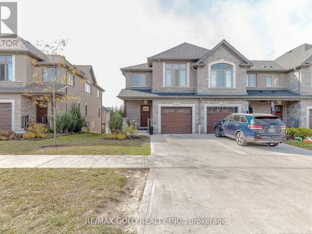 133 HOLLYBROOK TRAIL Kitchener Ontario, N2R 0P1