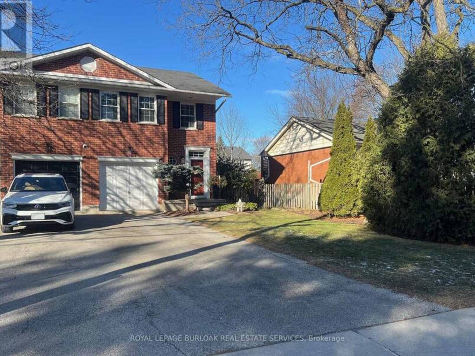 2141 GHENT AVENUE, Burlington, Ontario L7R 1Y4