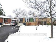 32 WEXFORD BOULEVARD Toronto Ontario, M1R 1L1