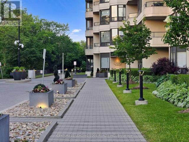 808 - 8501 BAYVIEW AVENUE Richmond Hill Ontario, L4B 3J7 - 3 Bedrooms Condo For Sale