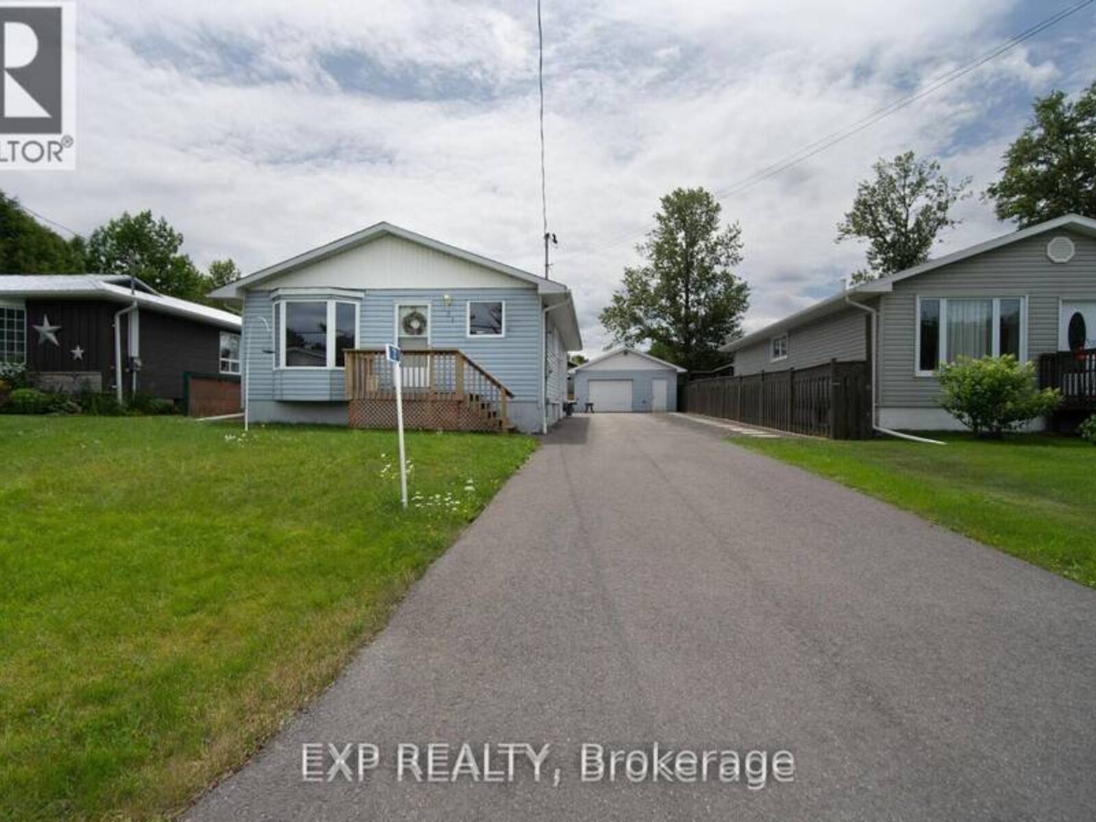 31 SPRUCE DRIVE, Temagami, Ontario P0H 2H0