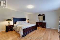 18 ORR FARM ROAD | Markham Ontario | Slide Image Seventeen