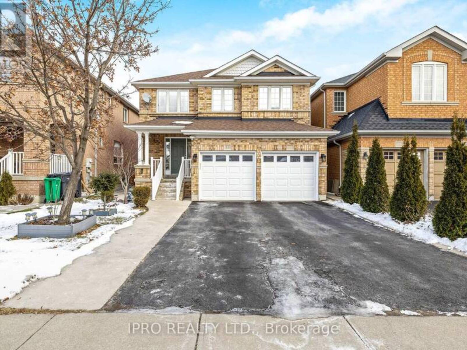 39 SILVER EGRET ROAD, Brampton, Ontario L7A 3P6