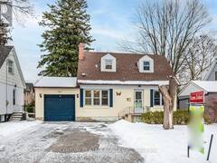 103 RUGGLES AVENUE Richmond Hill Ontario, L4C 1Y1