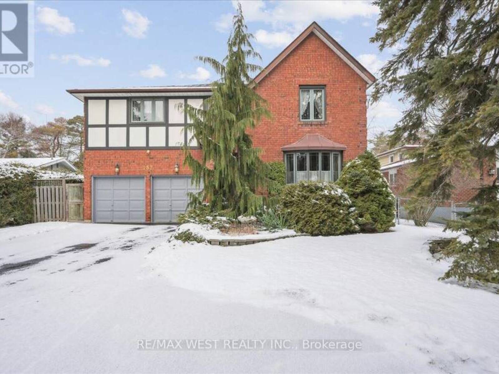 152 LAWSON ROAD, Toronto, Ontario M1C 2J4